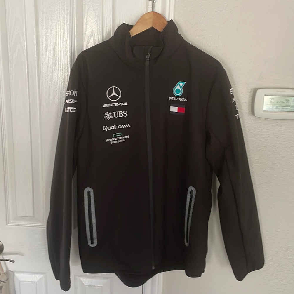 F1 Petronas Team Mercedes zip up jacket Size XL